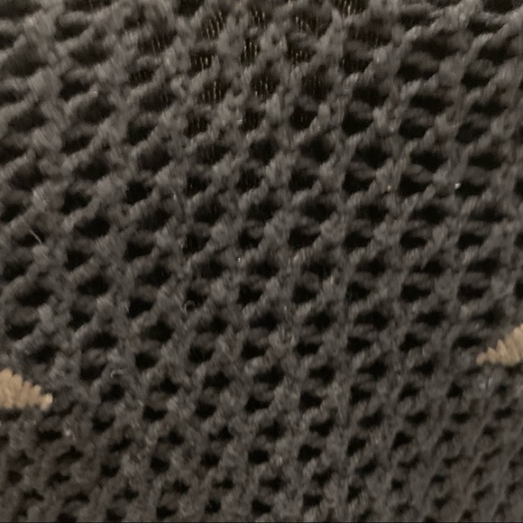 American Eagle Outfitters Black Floral Crocheted Halter‎ Top M - Picture 3 of 10